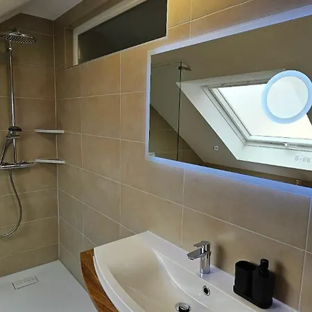 Apartamento Elodia Luxus - Wlan, Magenta Tv, Terrasse, Küche, Babybett