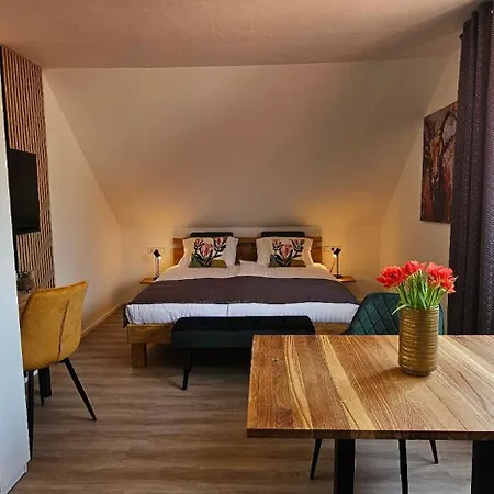 Elodia Luxus - Wlan, Magenta Tv, Terrasse, Küche, Babybett Heidenheim an der Brenz