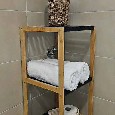 Elodia Luxus - Wlan, Magenta Tv, Terrasse, Küche, Babybett Apartamento