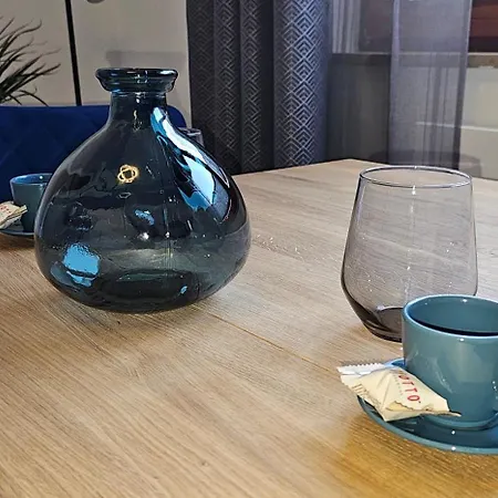 Elodia Luxus - Wlan, Magenta Tv, Terrasse, Küche, Babybett Apartamento *