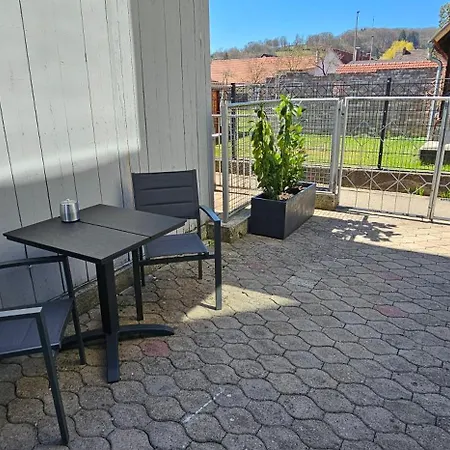 Elodia Luxus - Wlan, Magenta Tv, Terrasse, Küche, Babybett