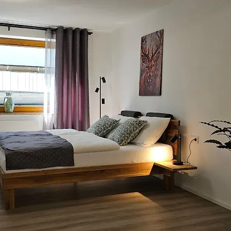Elodia Luxus - Wlan, Magenta Tv, Terrasse, Küche, Babybett