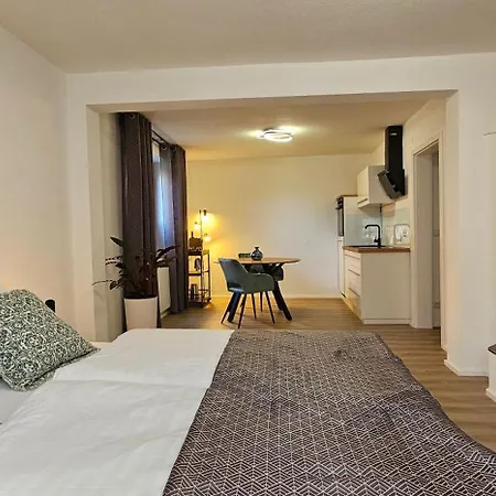 Elodia Luxus - Wlan, Magenta Tv, Terrasse, Küche, Babybett Apartamento *